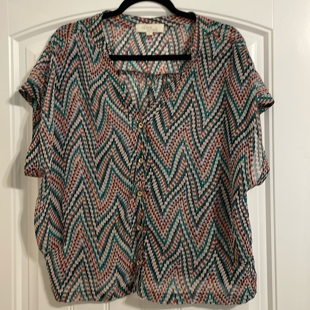 Olive & Oak Women’s Tunic Red & Green Sheer Geometric Contemporary Bohemian